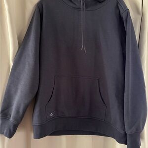 RIDGECUT HOODED SWEATSHIRT